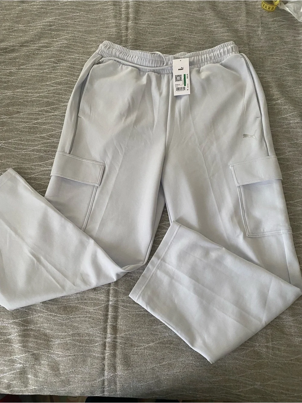 PUMA Bundle, sweat pants and tee shirt - Picture 5 of 8